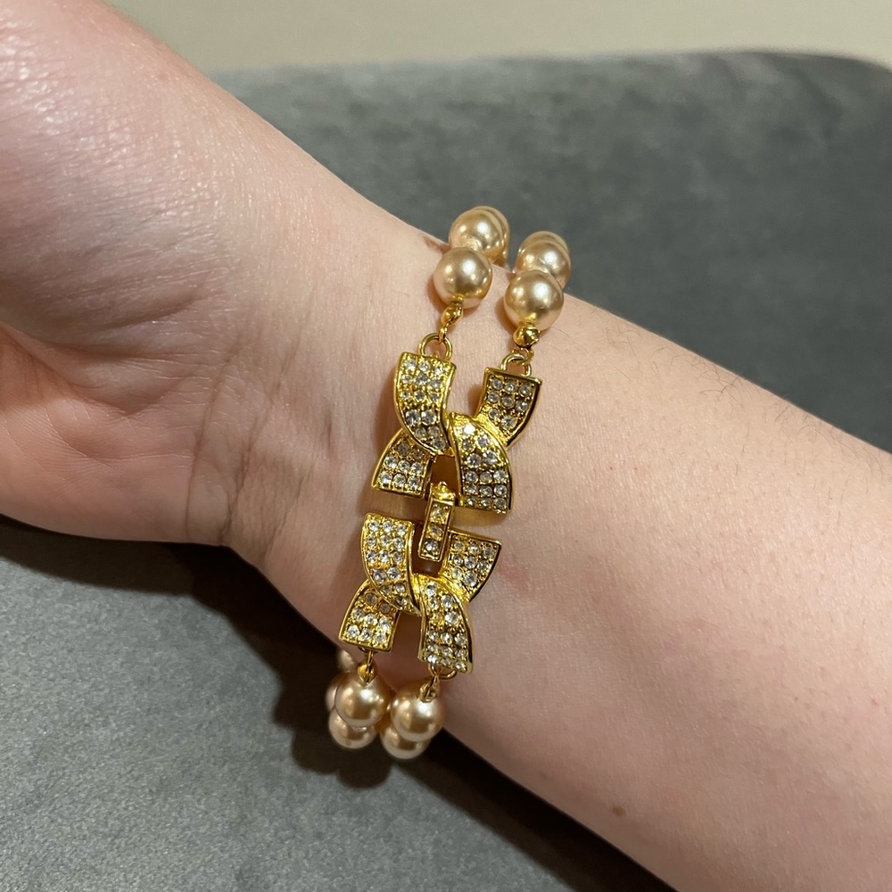 KJL Kenneth Jay Lane Double Strand X Rhinestone Clasp Pearl Bracelet vintage